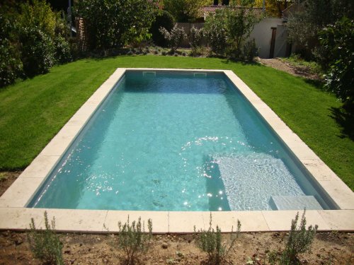 Rebouchage des fissures de piscine